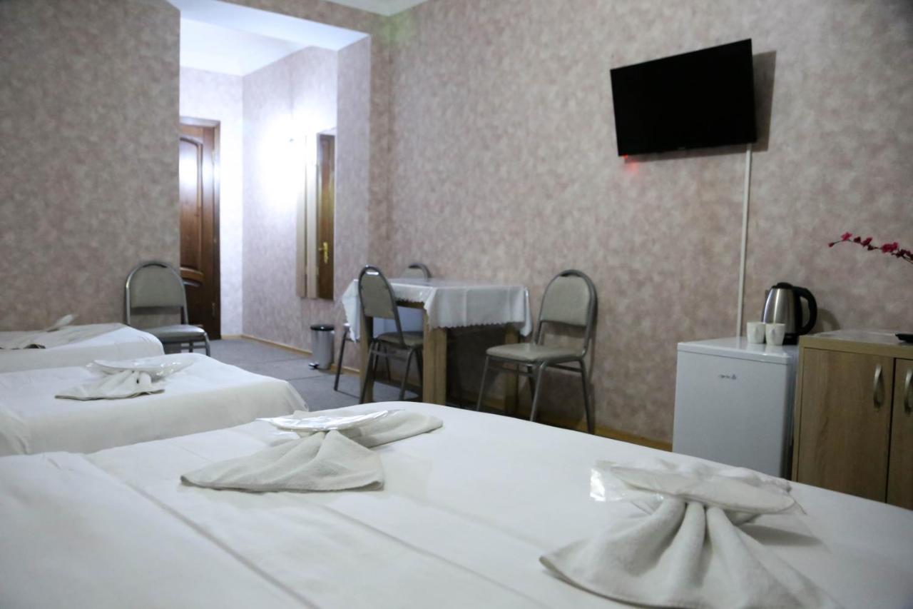Bed and Breakfast 7 Star Tbilisi Esterno foto
