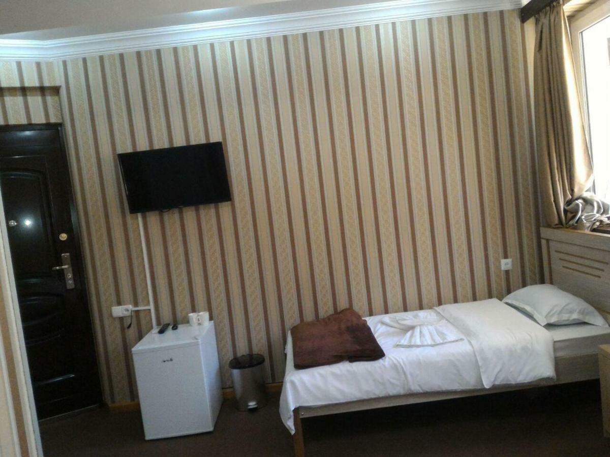 Bed and Breakfast 7 Star Tbilisi Esterno foto