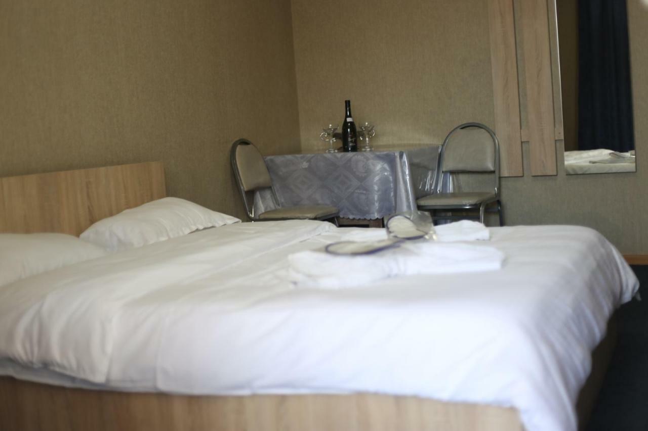 Bed and Breakfast 7 Star Tbilisi Esterno foto