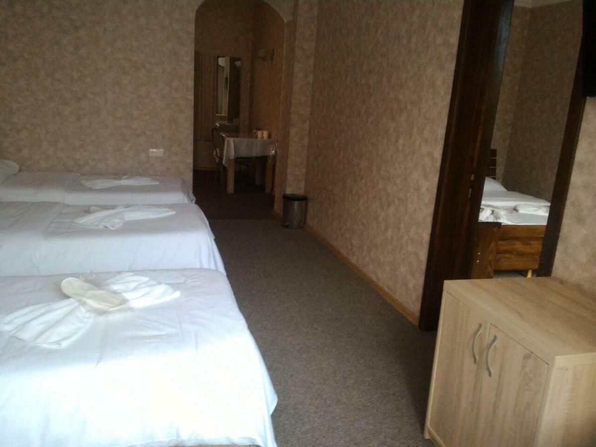 Bed and Breakfast 7 Star Tbilisi Esterno foto