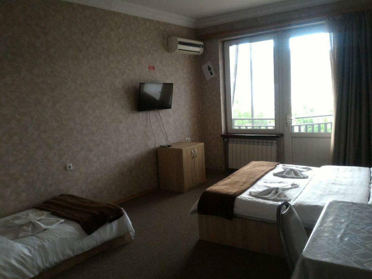 Bed and Breakfast 7 Star Tbilisi Esterno foto