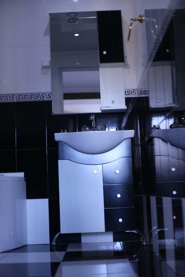 Bed and Breakfast 7 Star Tbilisi Esterno foto