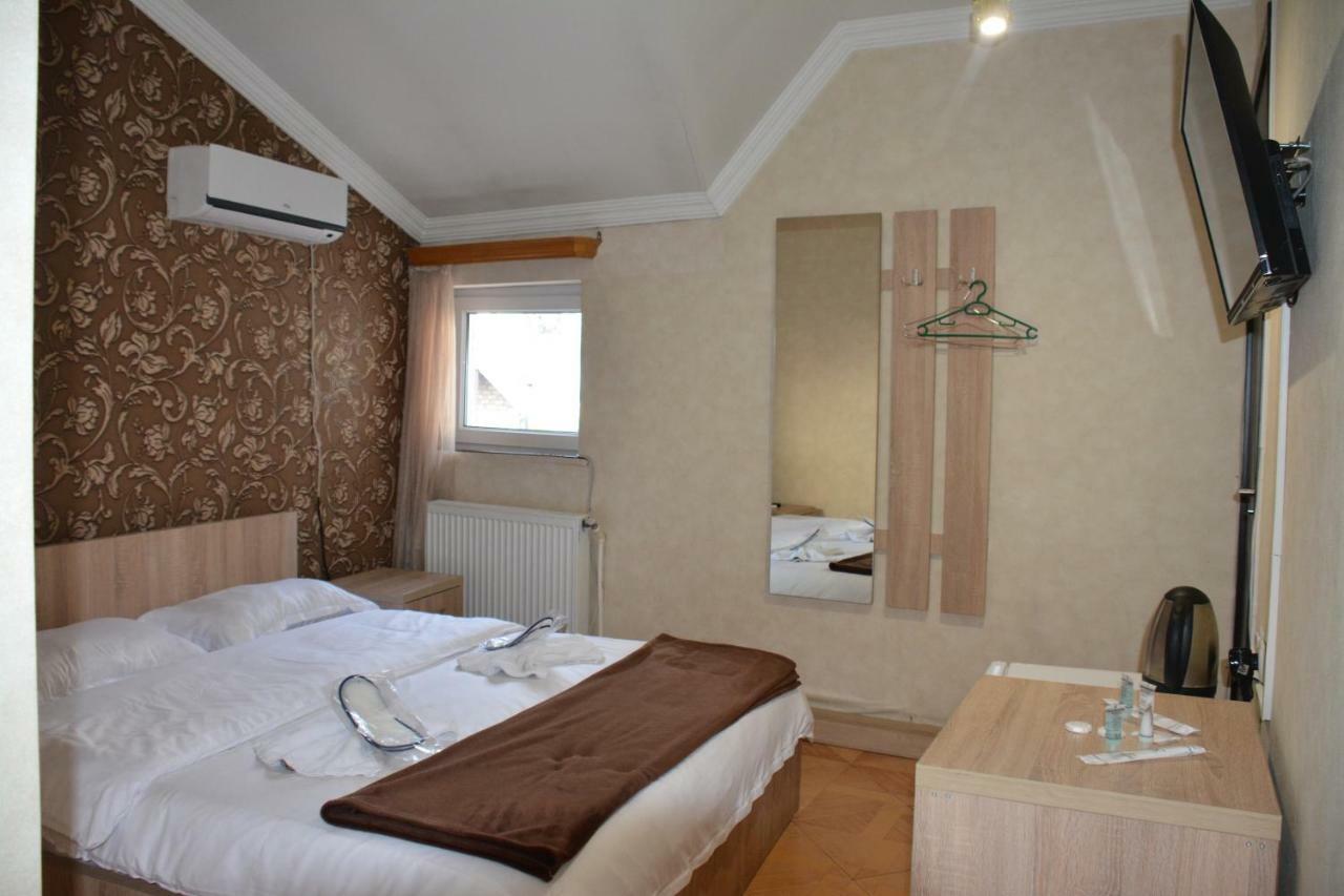 Bed and Breakfast 7 Star Tbilisi Esterno foto